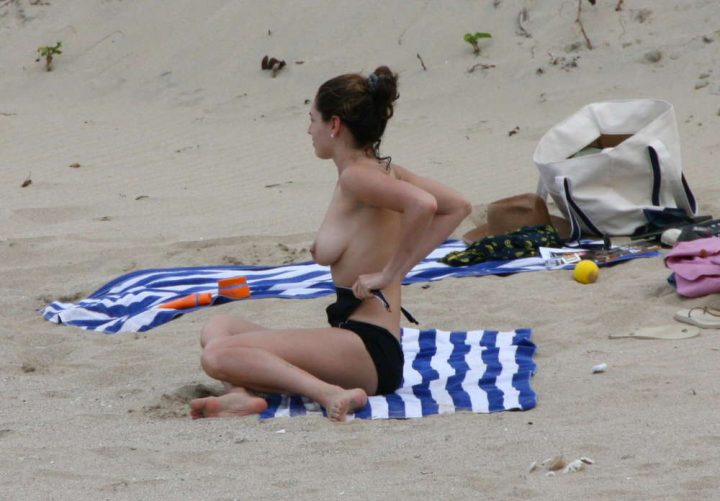Kelly Brook Topless Beach exclusive gallery photo - high quality adult content