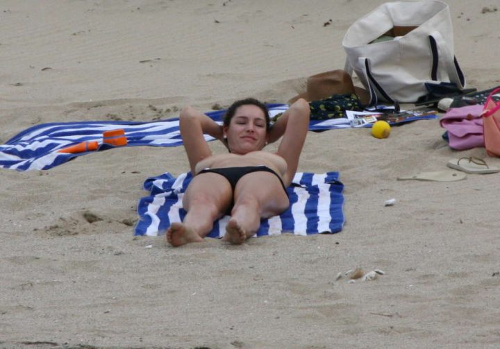 Kelly Brook Topless Beach exclusive gallery photo - high quality adult content