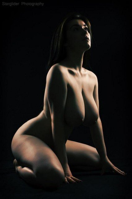 New Big Tits Babe Penelope Young Nude exclusive gallery photo - high quality adult content