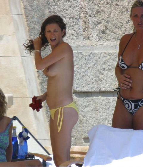 Anna Friel Only In Bikini Bottom By The Pool exclusive gallery photo - high quality adult content