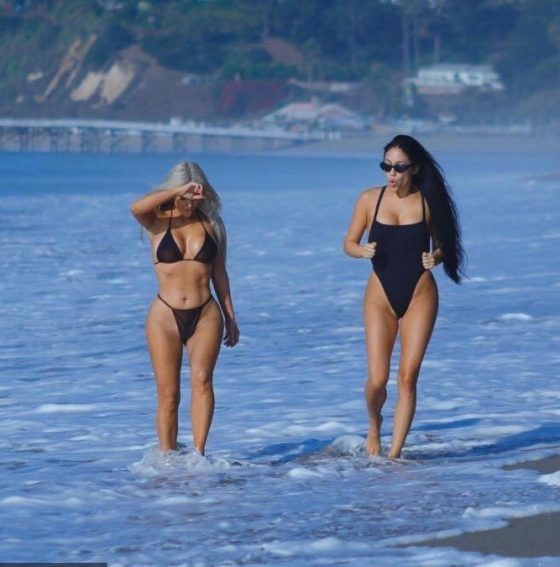 Kim Kardashian Sexy Black Bikini Hits Malibu Beach exclusive gallery photo - high quality adult content