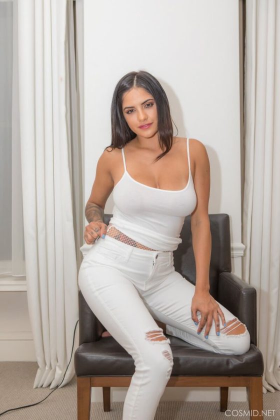 Lustful Busty Girl Annabelle Rose Strips Naked Gallery exclusive gallery photo - high quality adult content