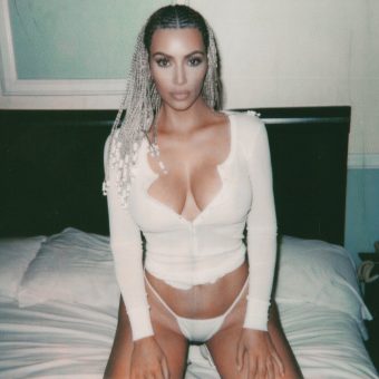Kim Kardashian Shakes Social Media New Nude Sexy Photos/kim Kardashian Nude Sexy exclusive gallery photo - high quality adult content