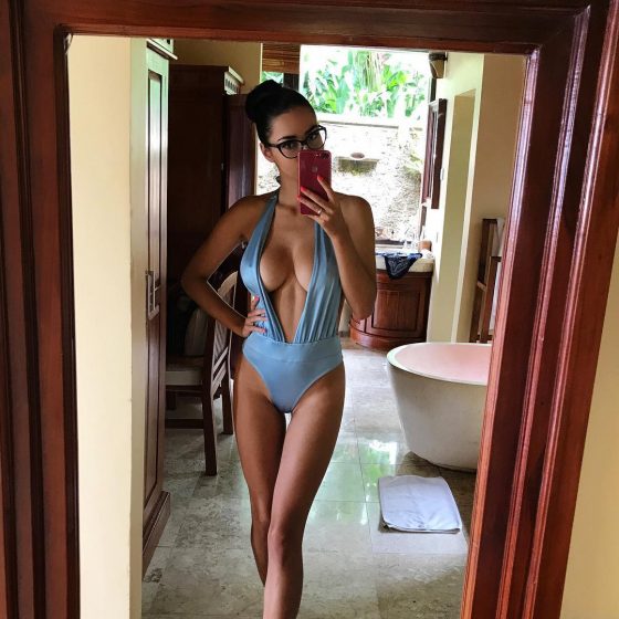 Give Me Sexy Selfies To Live Take exclusive gallery photo - high quality adult content