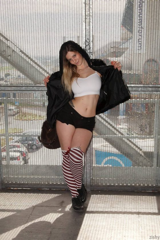 Zishy Sexy Amateur Flashing Tits In Sights  Photos exclusive gallery photo - high quality adult content