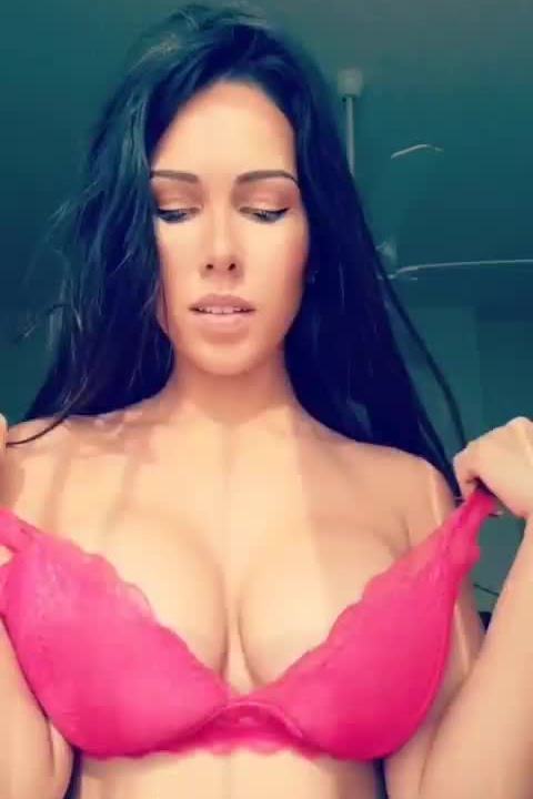 Tag/round Tits exclusive gallery photo - high quality adult content