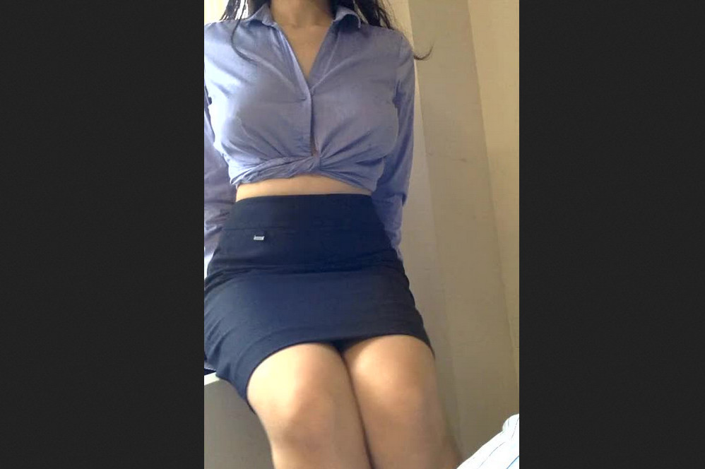 Desi Secretary Reveals Everything Gif exclusive gallery photo - high quality adult content