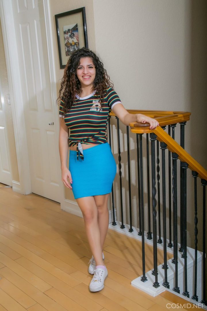 Cosmid Gabriela Lopez Strip Steps  Photos exclusive gallery photo - high quality adult content