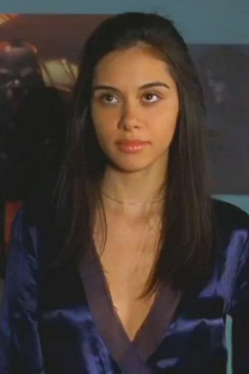 Cute Actress Exposing Her Nice Titties Gif exclusive gallery photo - high quality adult content