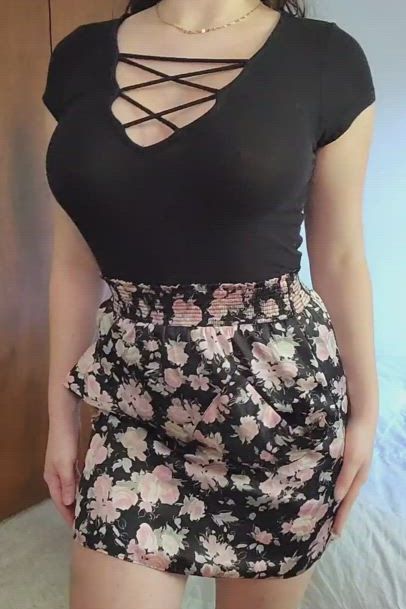 Vigorously Tits Exposed Gif exclusive gallery photo - high quality adult content