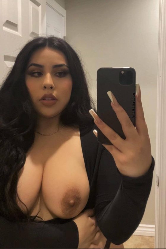 Yammy Latina Boobs Exposed In Selfie exclusive gallery photo - high quality adult content