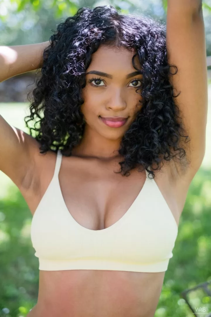 Sexy Colombian Beauty Barbie Shows Oof Outdoors  Photos exclusive gallery photo - high quality adult content