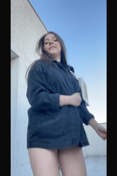 Fate Me If Flashing My Big Boobs Gif exclusive gallery photo - high quality adult content