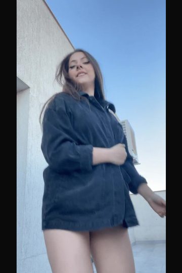 Tag/flashing Nudity exclusive gallery photo - high quality adult content