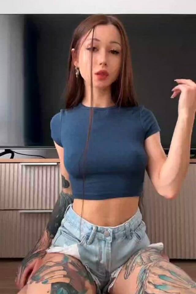 Sexy Tattooed Babe On Off Tits Gif exclusive gallery photo - high quality adult content