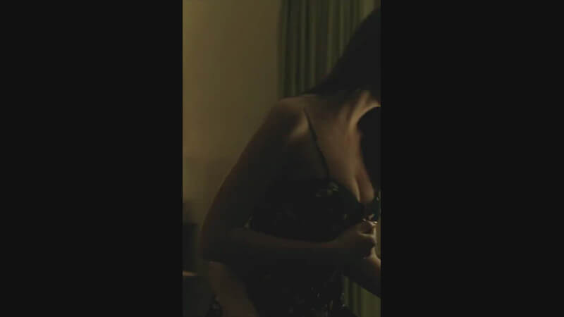 Emily Ratajkowski Topless In Gone Girl  Gif exclusive gallery photo - high quality adult content