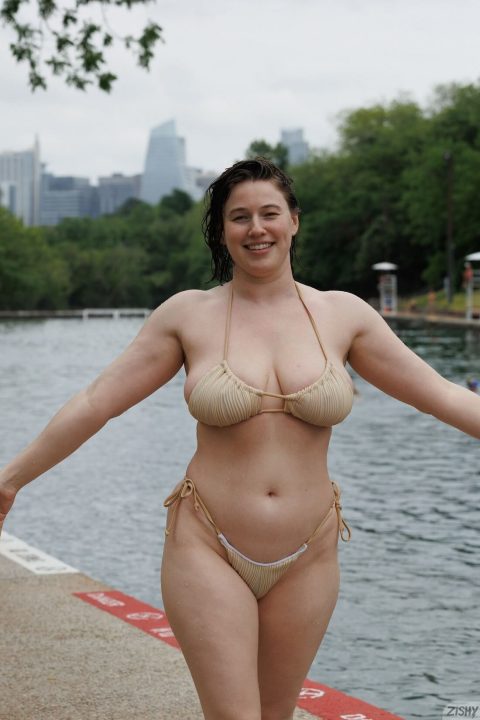 Voluptuous Girl Riley Nixon Is So Grateful By Zishy Gallery exclusive gallery photo - high quality adult content