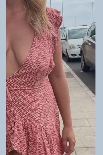 Tag/braless Women exclusive gallery photo - high quality adult content