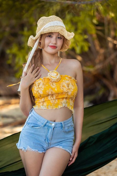 Metart Presenting Hot Asian Girl Danny Nude Gallery exclusive gallery photo - high quality adult content