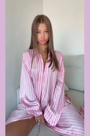 Tag/sexy Robe exclusive gallery photo - high quality adult content