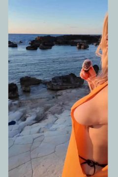 Busty Brunette Keavy Nude Debut On Femjoy exclusive gallery photo - high quality adult content