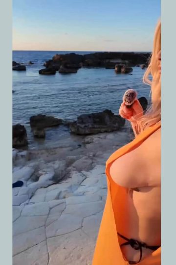 Tag/sideboob exclusive gallery photo - high quality adult content