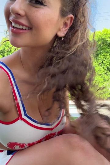 Tag/pantyless exclusive gallery photo - high quality adult content