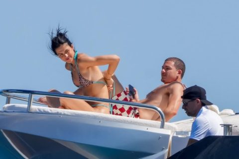 American Model And Television Personality Topless On A Yacht - Premium Photo American Model And Television Personality Topless On A Yacht exclusive gallery photo - high quality adult content