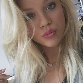 Friday Girls Hot Selfies  Pics exclusive gallery photo - high quality adult content