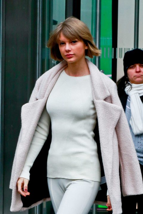 Taylor Swift Huge Cameltoe  Photos exclusive gallery photo - high quality adult content