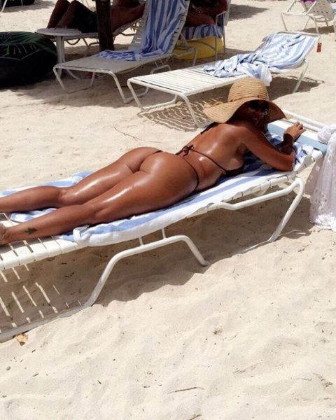 Vida Guerra Perfect Body Sexy Bikinis exclusive gallery photo - high quality adult content